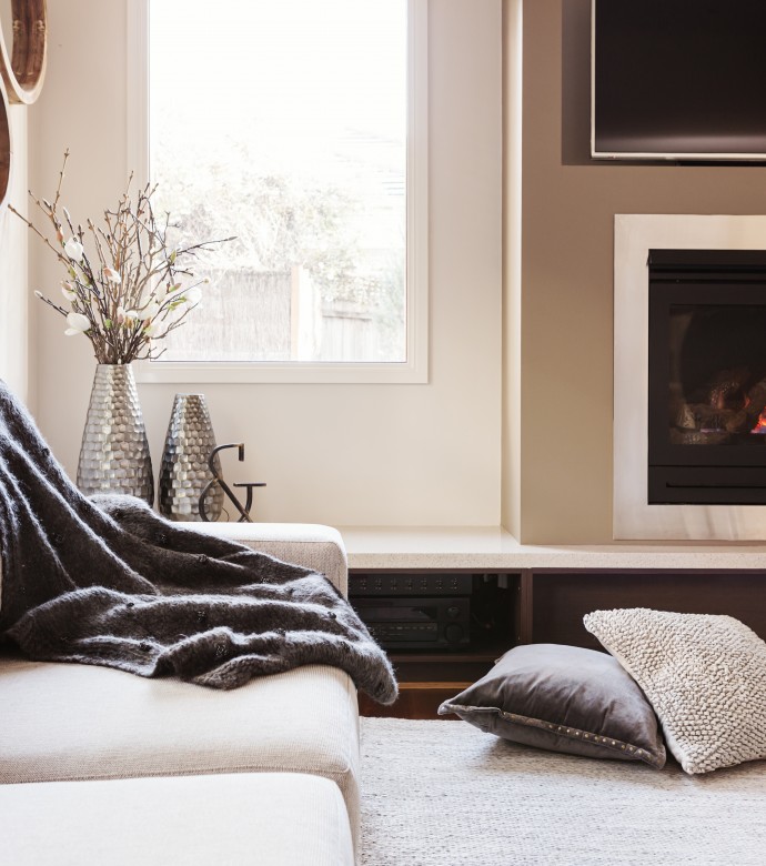 Living room with fireplace